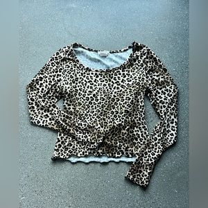 LONG SLEEVE CHEETAH SHIRT